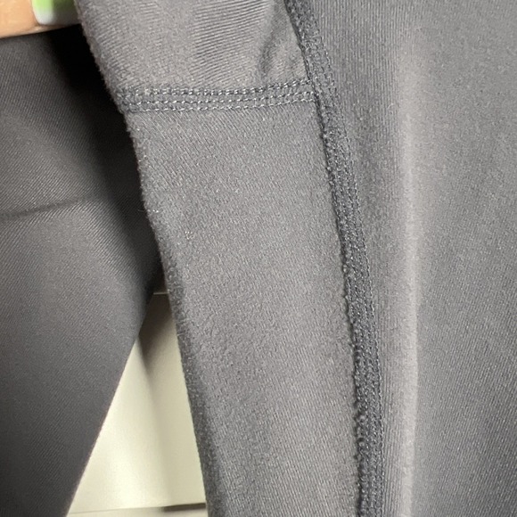 Athleta Fusion Flare Wide Leg Pull On Yoga Activewear Pants Size Large Gray - Picture 4 of 9